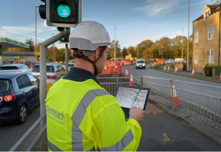 Fibre optic installation