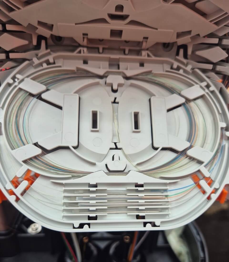 Lit Fibre 3